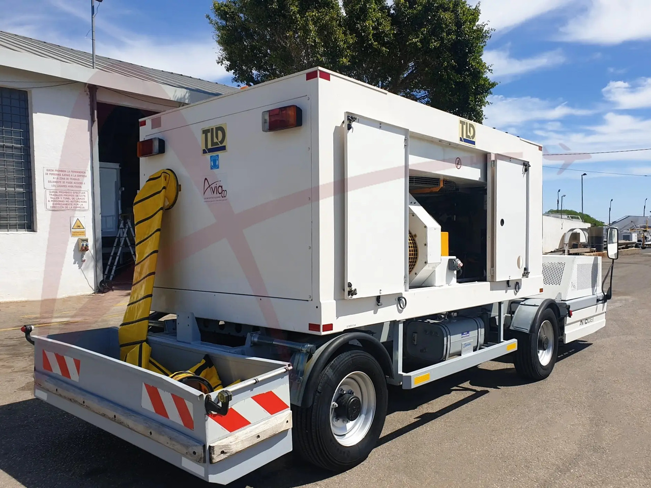 TLD ACU-804-DUS - Zemes apkalpošanas iekārtas: foto 4 TLD ACU-804-DUS - Zemes apkalpošanas iekārtas: foto 4