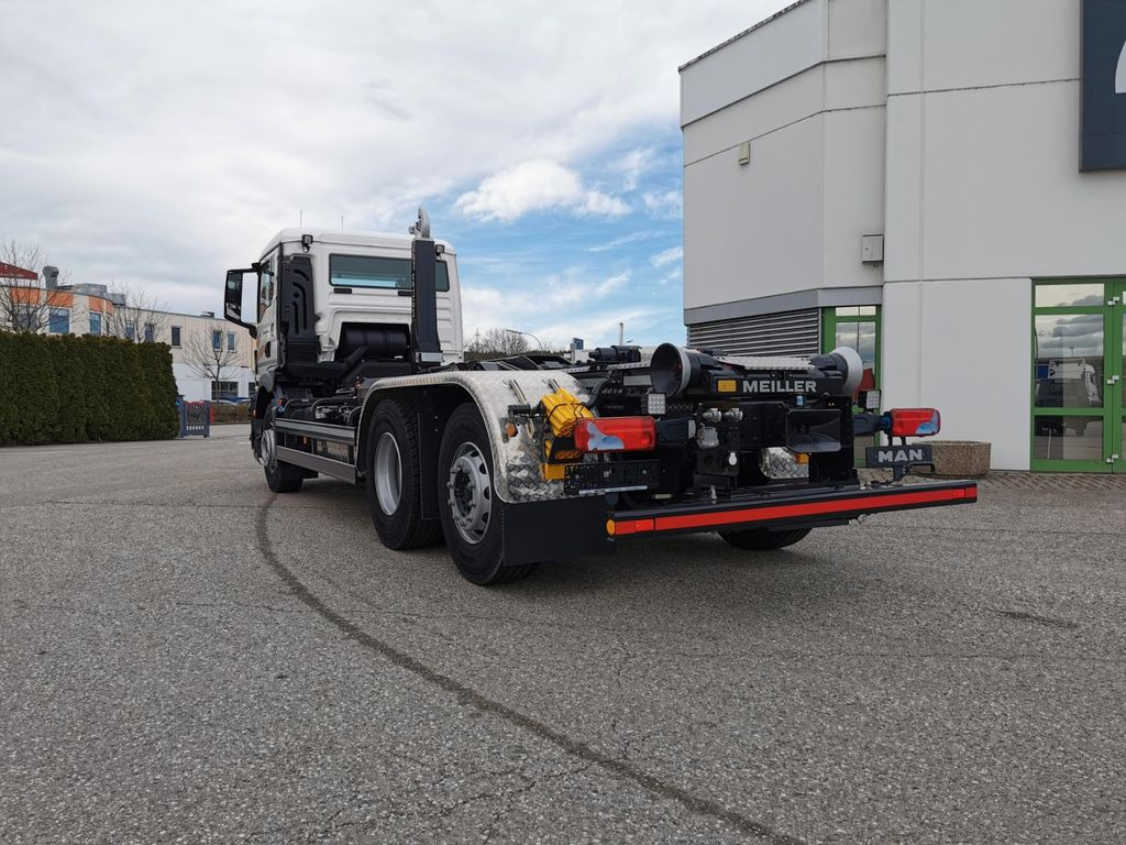 MAN TGS 26.470 Abrollkipper MEILLER RS21.70 6x2/4 - Pacēlājs ar āķi: foto 4 MAN TGS 26.470 Abrollkipper MEILLER RS21.70 6x2/4 - Pacēlājs ar āķi: foto 4
