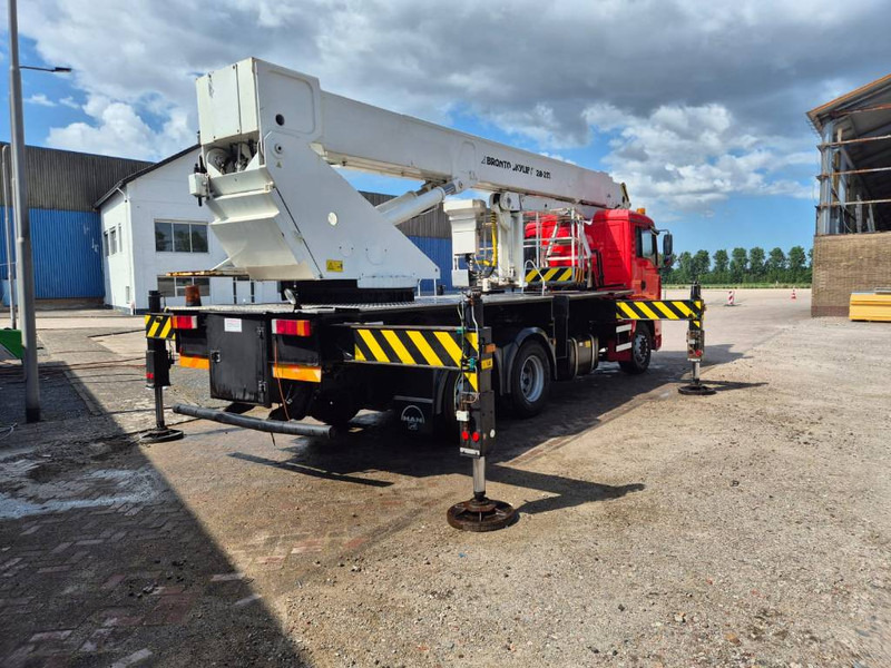 Autopacēlājs Bronto skylift 28-2T1 28 m hi lift hoogwerker MAN TGA 26.: foto 8