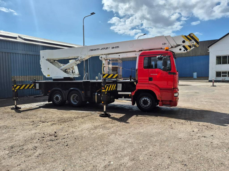 Autopacēlājs Bronto skylift 28-2T1 28 m hi lift hoogwerker MAN TGA 26.: foto 10
