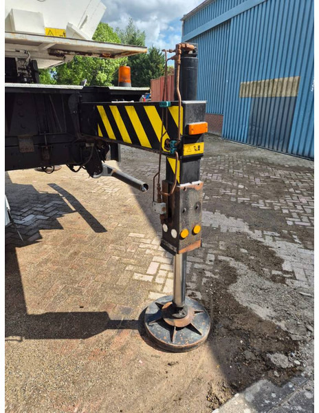 Autopacēlājs Bronto skylift 28-2T1 28 m hi lift hoogwerker MAN TGA 26.: foto 6