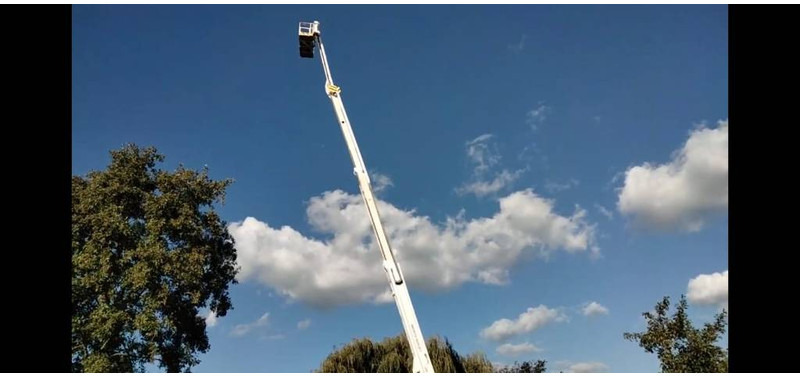 Autopacēlājs Bronto skylift 28-2T1 28 m hi lift hoogwerker MAN TGA 26.: foto 16