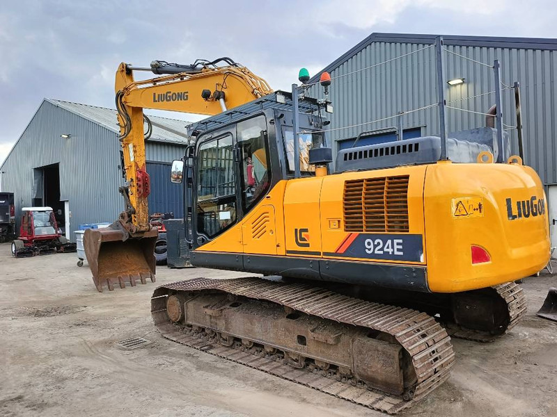 LIUGONG CLG 925 924E graafmachine excavator bagger 24 ton - Kāpurķēžu ekskavators: foto 1 LIUGONG CLG 925 924E graafmachine excavator bagger 24 ton - Kāpurķēžu ekskavators: foto 1