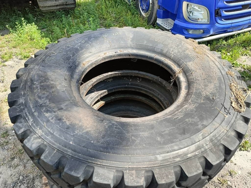 Michelin 12.00R20 , 14.00R20, 335/80R20 , 395/85R2 365/80R2 - Riepas un diski - Celtniecības tehnika: foto 3 Michelin 12.00R20 , 14.00R20, 335/80R20 , 395/85R2 365/80R2 - Riepas un diski - Celtniecības tehnika: foto 3