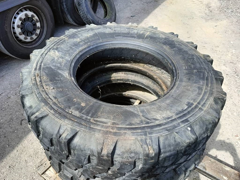 Michelin continental band 13R22.5 , 315/80R22.5 , 13R22,5 l - Riepas un diski - Celtniecības tehnika: foto 3 Michelin continental band 13R22.5 , 315/80R22.5 , 13R22,5 l - Riepas un diski - Celtniecības tehnika: foto 3