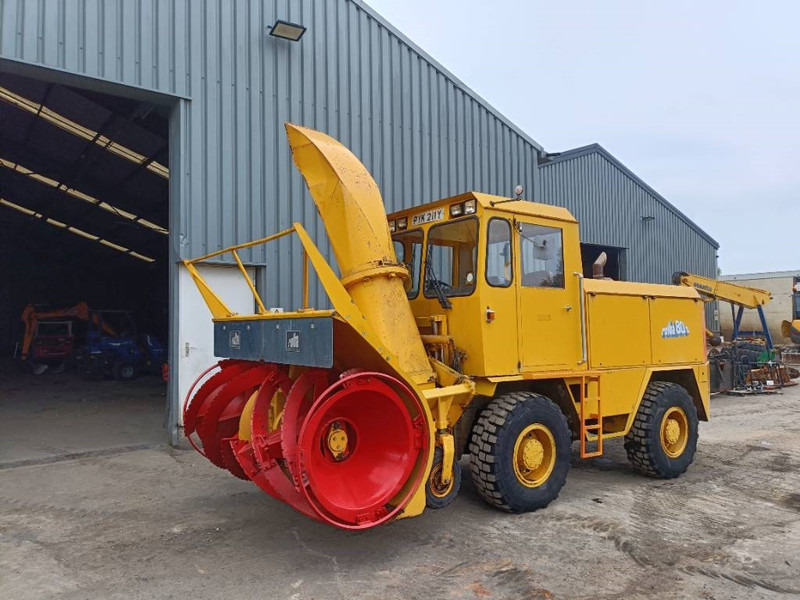 Rolba R1000 sneeuwschuiver snow blaster schnee - Sniega novākšanas tehnika: foto 3 Rolba R1000 sneeuwschuiver snow blaster schnee - Sniega novākšanas tehnika: foto 3