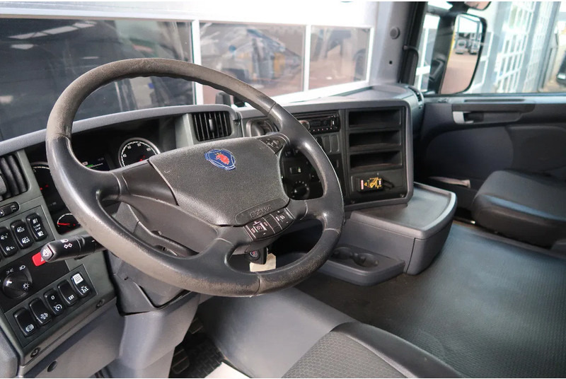 Scania G450 8X4/ FASSI 15 TON CRANE/ EURO 6/ FULL AIR - Kravas auto ar manipulatoru: foto 2 Scania G450 8X4/ FASSI 15 TON CRANE/ EURO 6/ FULL AIR - Kravas auto ar manipulatoru: foto 2