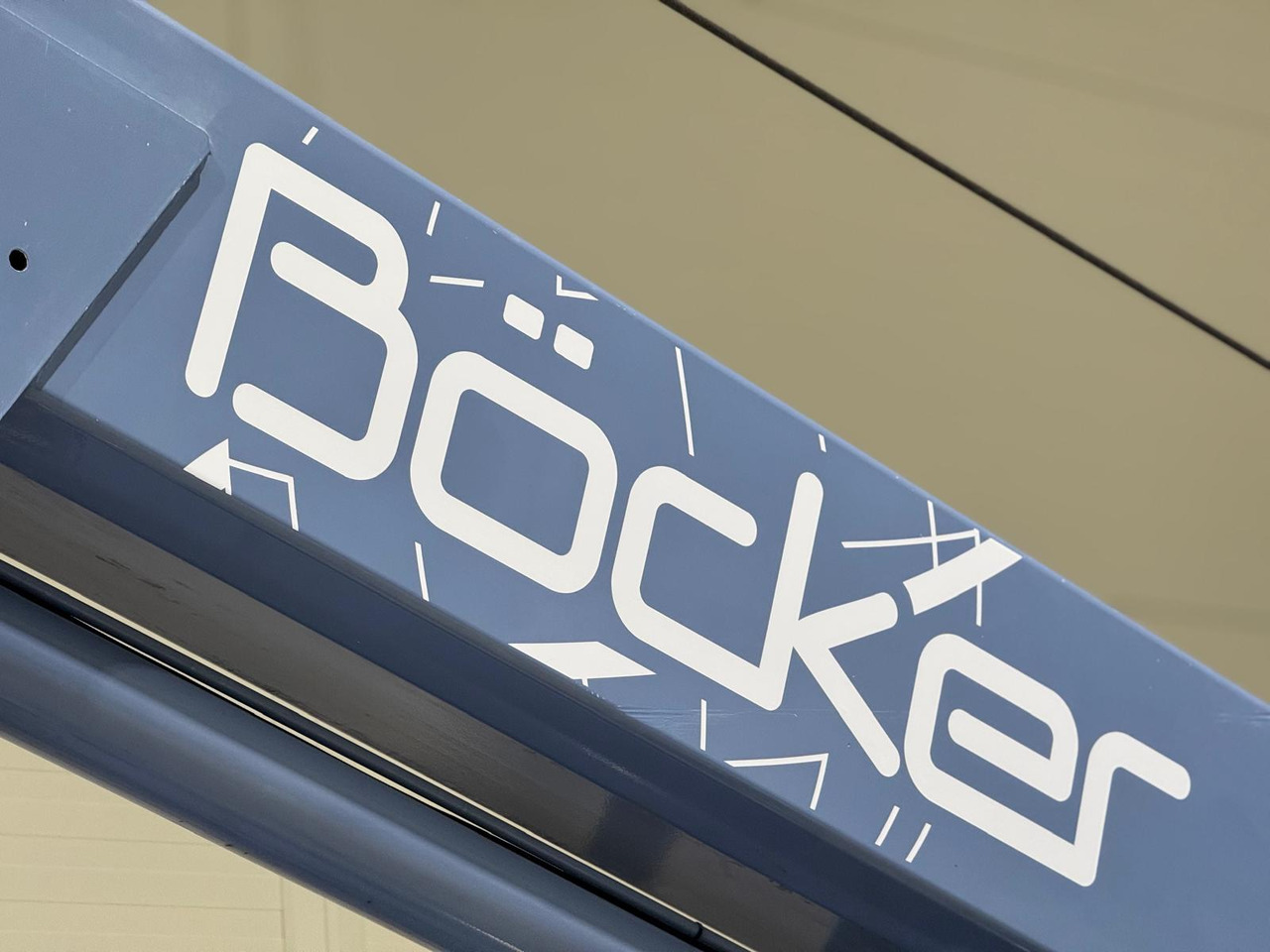 Bocker AHK 30/1400 - Mini celtnis: foto 4 Bocker AHK 30/1400 - Mini celtnis: foto 4