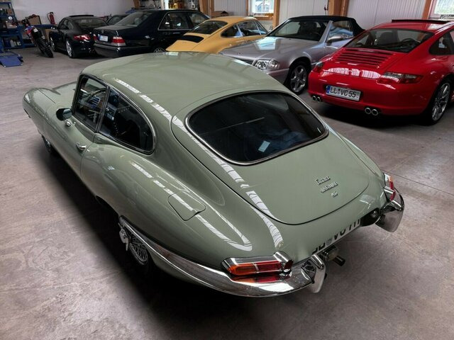 JAGUAR E-Type 4.2 Litre Series 1.5 FHC makellos!... - Vieglā automašīna: foto 3 JAGUAR E-Type 4.2 Litre Series 1.5 FHC makellos!... - Vieglā automašīna: foto 3
