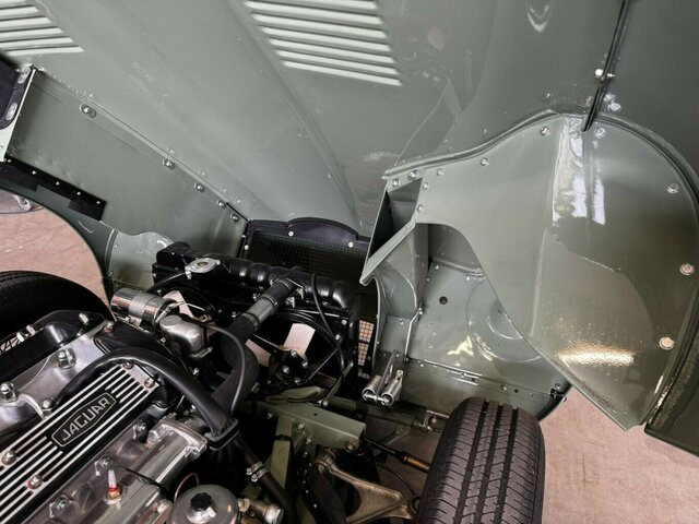 JAGUAR E-Type 4.2 Litre Series 1.5 FHC makellos!... līzingu JAGUAR E-Type 4.2 Litre Series 1.5 FHC makellos!...: foto 17