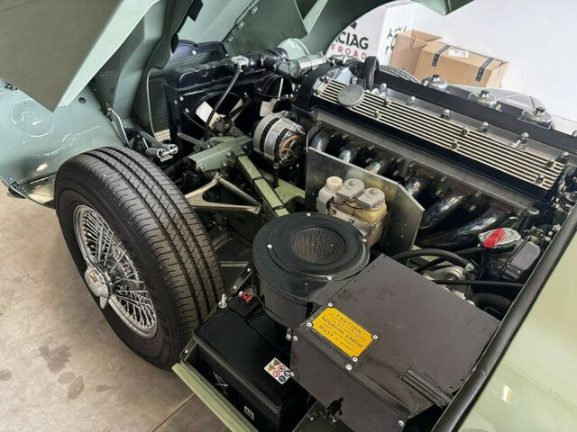 JAGUAR E-Type 4.2 Litre Series 1.5 FHC makellos!... līzingu JAGUAR E-Type 4.2 Litre Series 1.5 FHC makellos!...: foto 25