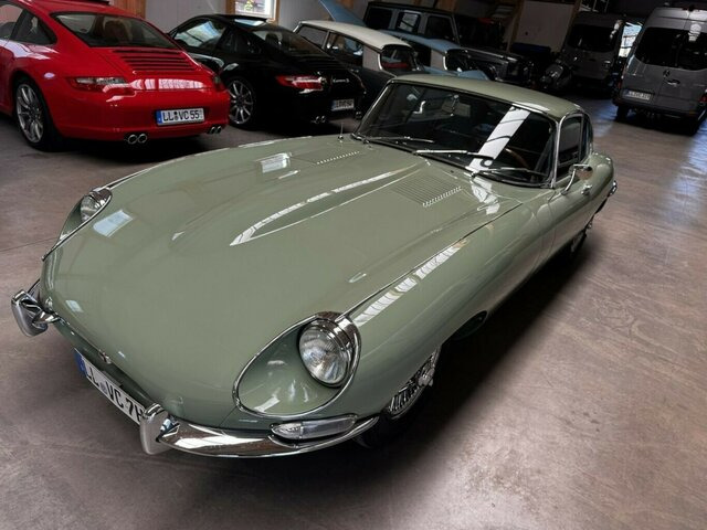 JAGUAR E-Type 4.2 Litre Series 1.5 FHC makellos!... - Vieglā automašīna: foto 5 JAGUAR E-Type 4.2 Litre Series 1.5 FHC makellos!... - Vieglā automašīna: foto 5