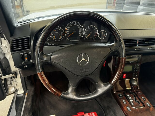 MERCEDES-BENZ SL 320 /280 R 129 Scheckheft Mercedes - Kabriolets: foto 5 MERCEDES-BENZ SL 320 /280 R 129 Scheckheft Mercedes - Kabriolets: foto 5