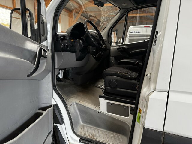 MERCEDES-BENZ Sprinter 316 CDI Doka 4x4 Untersetzung... - Automašīna ar kravas platformu, Kravas-pasažieru furgons: foto 4 MERCEDES-BENZ Sprinter 316 CDI Doka 4x4 Untersetzung... - Automašīna ar kravas platformu, Kravas-pasažieru furgons: foto 4