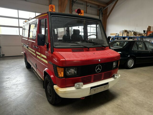 MERCEDES-BENZ T1 310 D Bremer Kombi Feuerwehr1. Hand... - Mikroautobuss, Pasažieru furgons: foto 3 MERCEDES-BENZ T1 310 D Bremer Kombi Feuerwehr1. Hand... - Mikroautobuss, Pasažieru furgons: foto 3