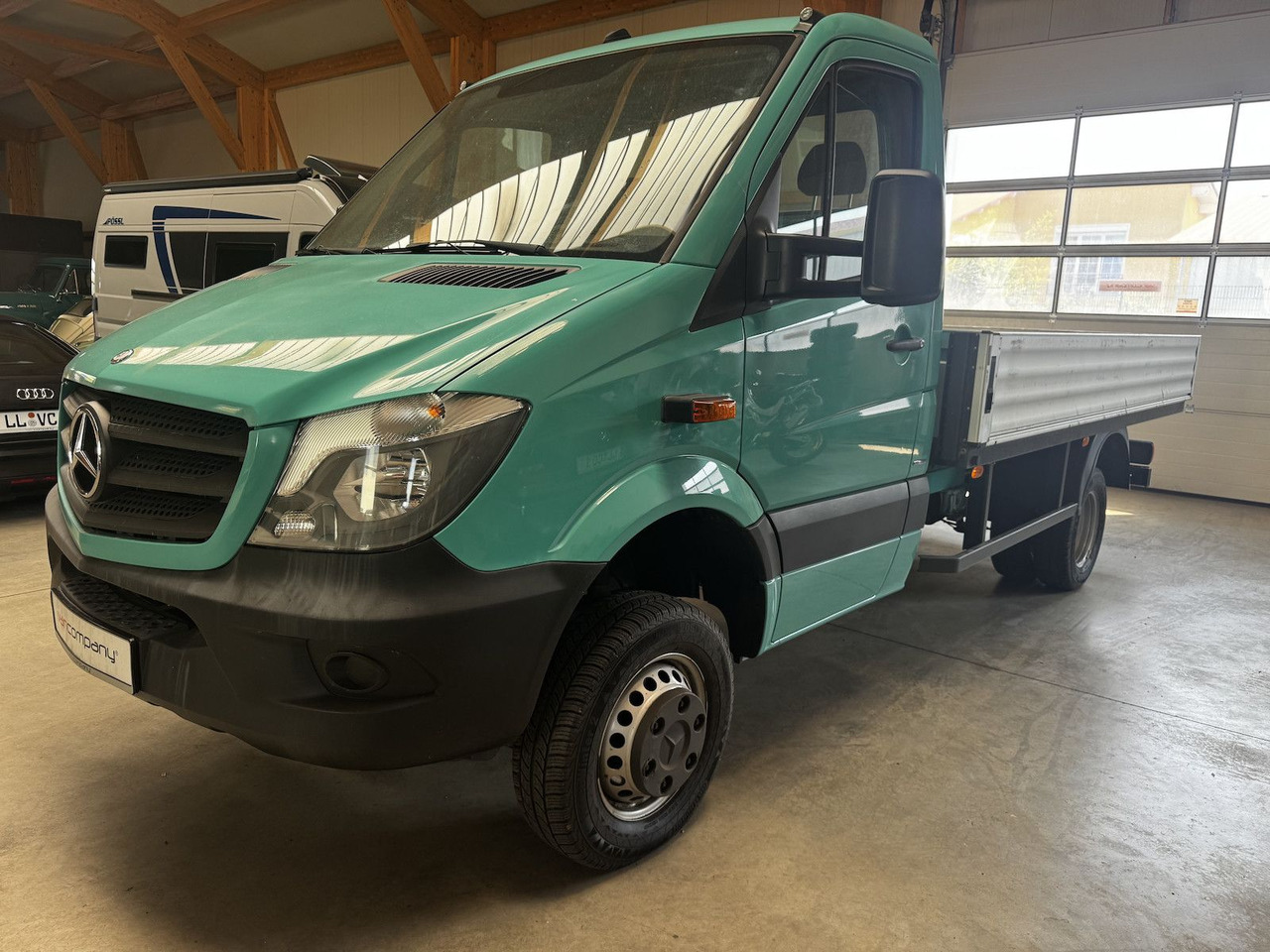 Mercedes-Benz Sprinter 513 CDI 4x4 Allrad Pritsche 3.5t - Automašīna ar kravas platformu: foto 1 Mercedes-Benz Sprinter 513 CDI 4x4 Allrad Pritsche 3.5t - Automašīna ar kravas platformu: foto 1