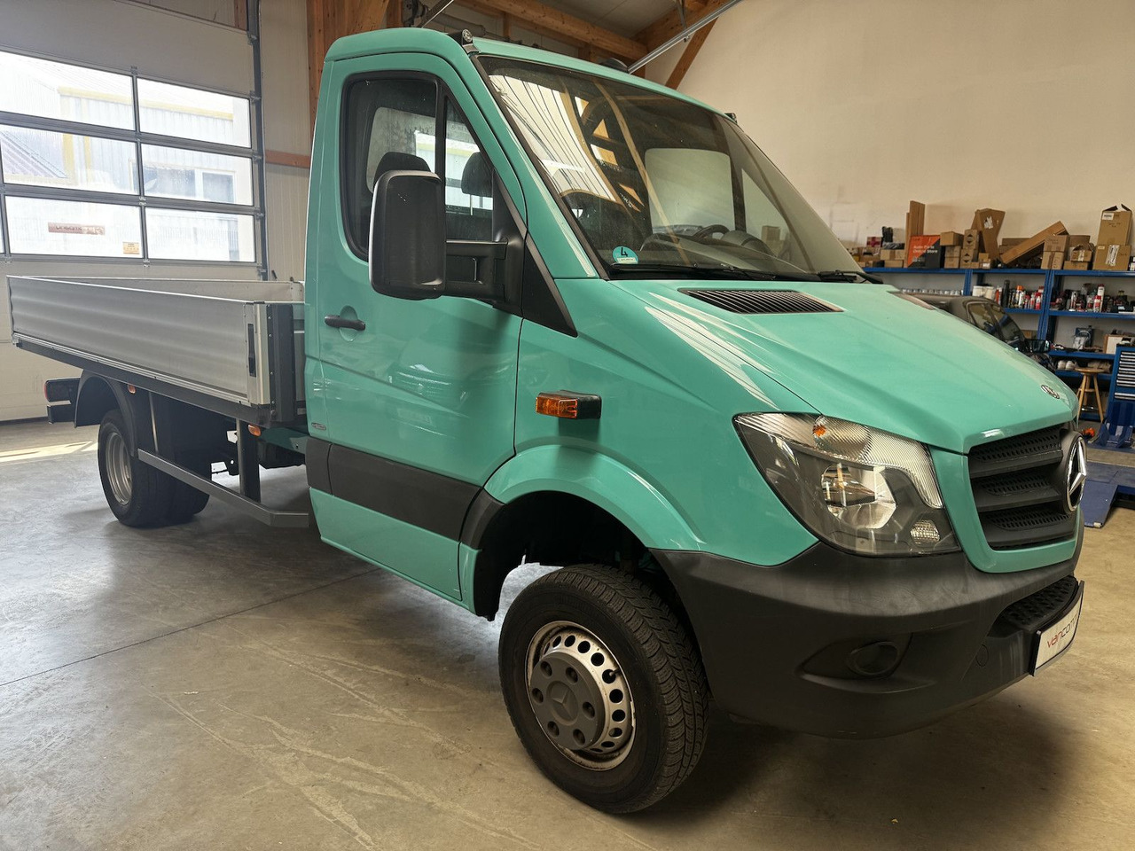 Mercedes-Benz Sprinter 513 CDI 4x4 Allrad Pritsche 3.5t - Automašīna ar kravas platformu: foto 4 Mercedes-Benz Sprinter 513 CDI 4x4 Allrad Pritsche 3.5t - Automašīna ar kravas platformu: foto 4