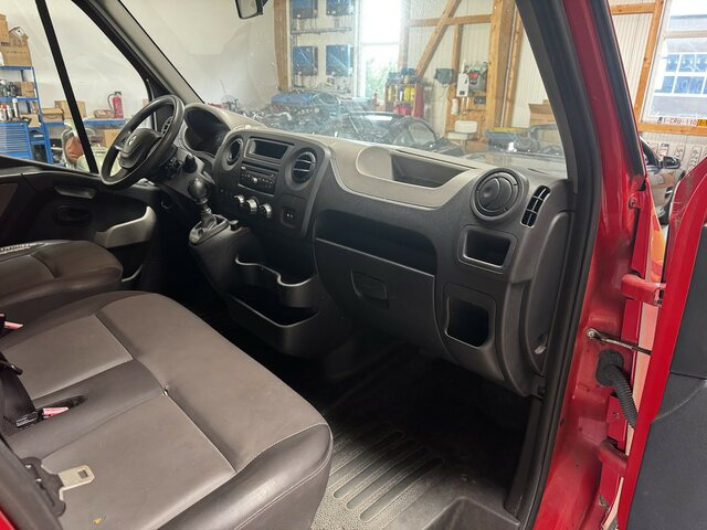 RENAULT Master 2.3 HDI L2 Pritsche Plane - Furgons ar tentu: foto 4 RENAULT Master 2.3 HDI L2 Pritsche Plane - Furgons ar tentu: foto 4