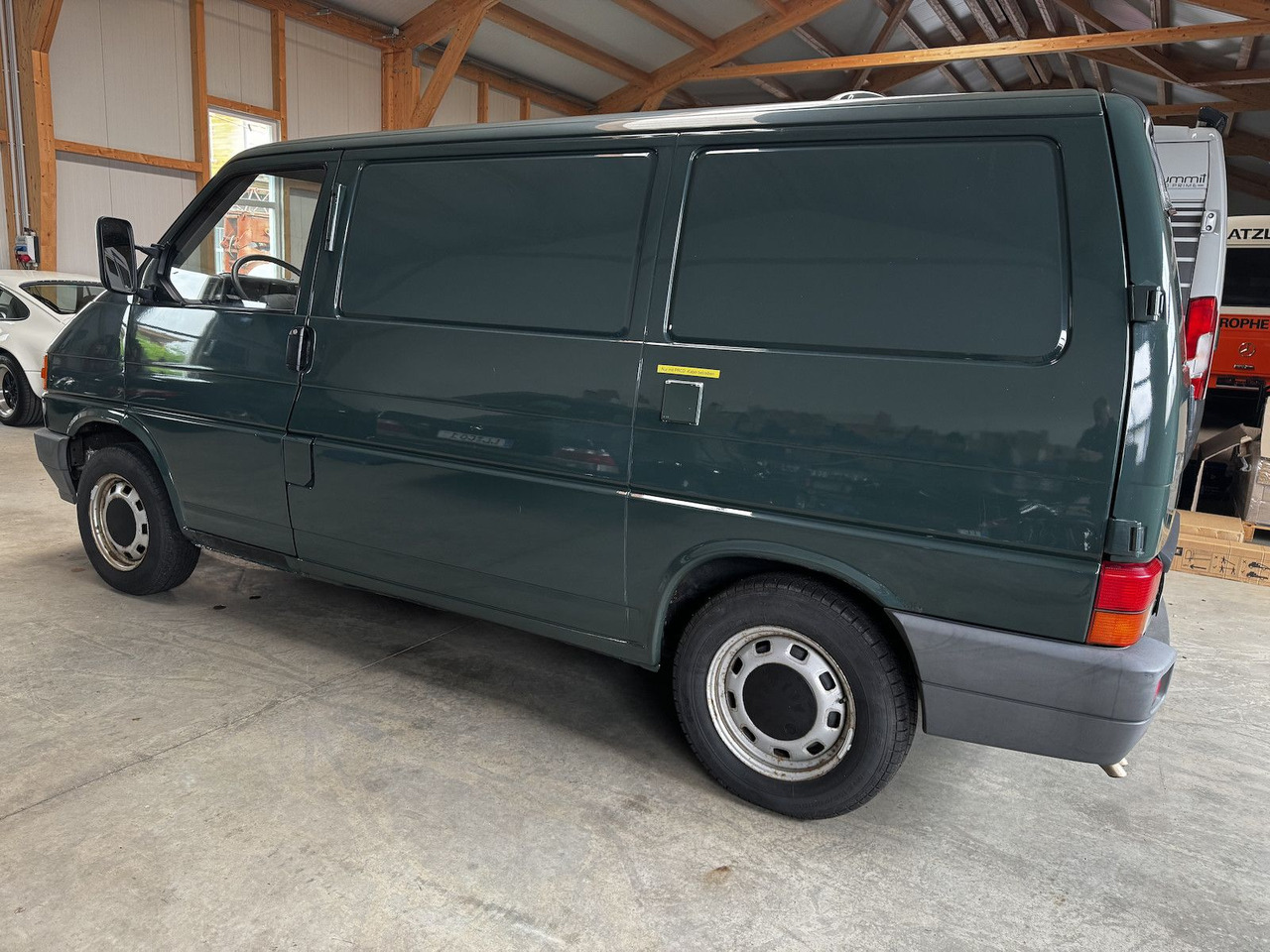 Volkswagen T4 2.5 Syncro 1. Hand H-Kennzeichen - Mazs furgons: foto 3 Volkswagen T4 2.5 Syncro 1. Hand H-Kennzeichen - Mazs furgons: foto 3