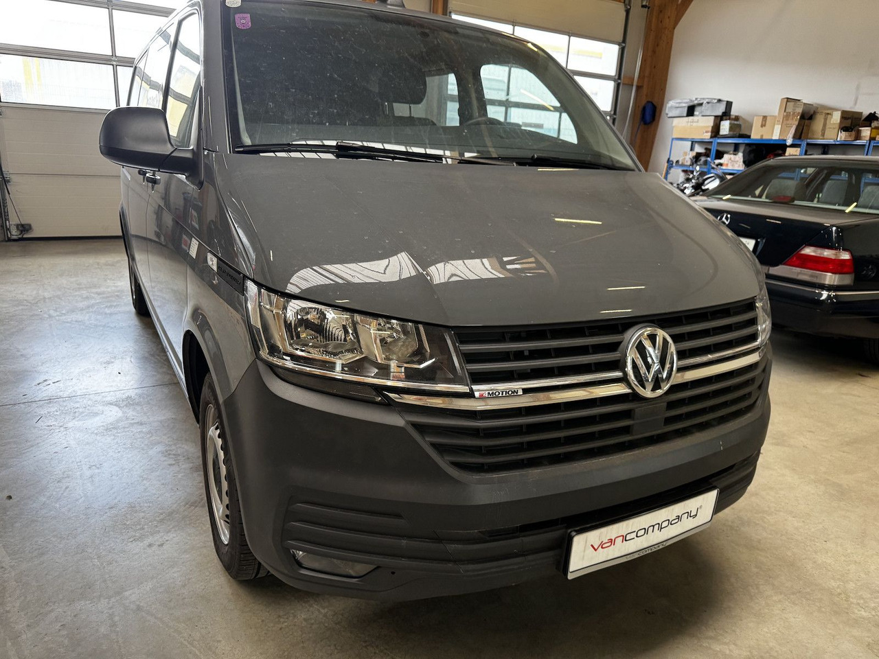 Volkswagen T6.1 lang 5-Sitzer 2.0 TDI 4Motion - Vieglā automašīna: foto 3 Volkswagen T6.1 lang 5-Sitzer 2.0 TDI 4Motion - Vieglā automašīna: foto 3