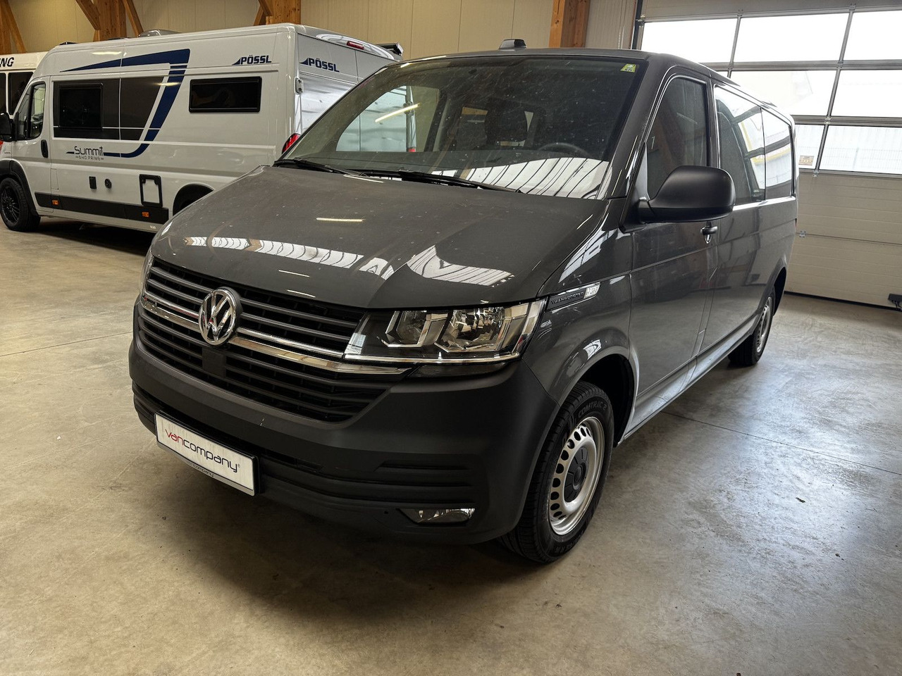 Volkswagen T6.1 lang 5-Sitzer 2.0 TDI 4Motion - Vieglā automašīna: foto 2 Volkswagen T6.1 lang 5-Sitzer 2.0 TDI 4Motion - Vieglā automašīna: foto 2