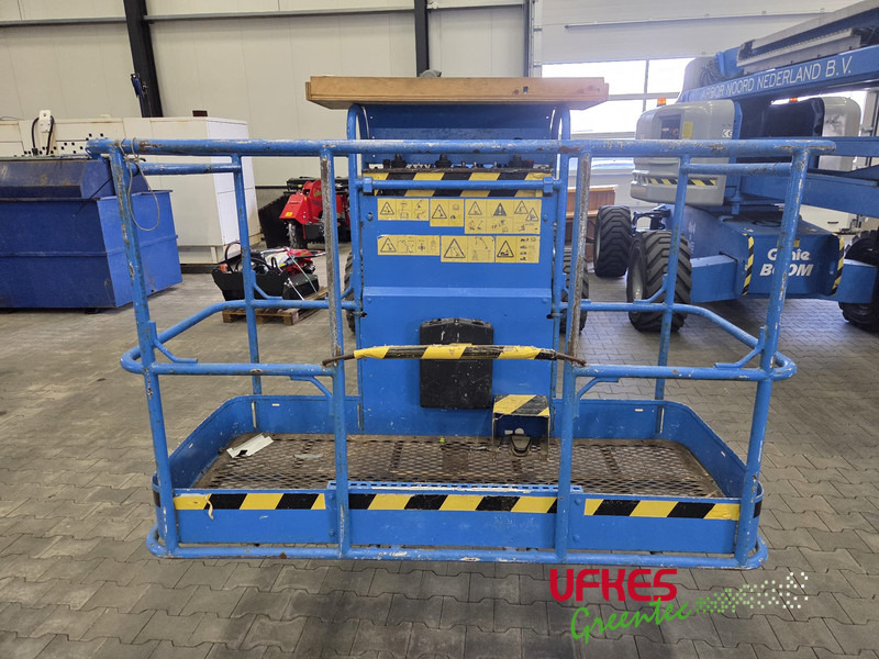 Genie Z-45/25J RT Articulated Boom Lift - Pacēlājs: foto 3 Genie Z-45/25J RT Articulated Boom Lift - Pacēlājs: foto 3
