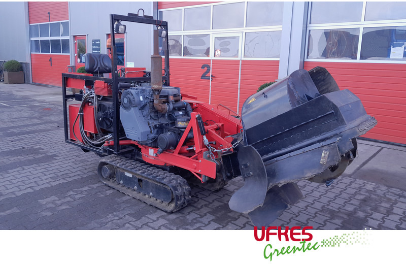 Hagedorn maxiMAX Stump grinder - Celmu smalcinātājs: foto 5 Hagedorn maxiMAX Stump grinder - Celmu smalcinātājs: foto 5