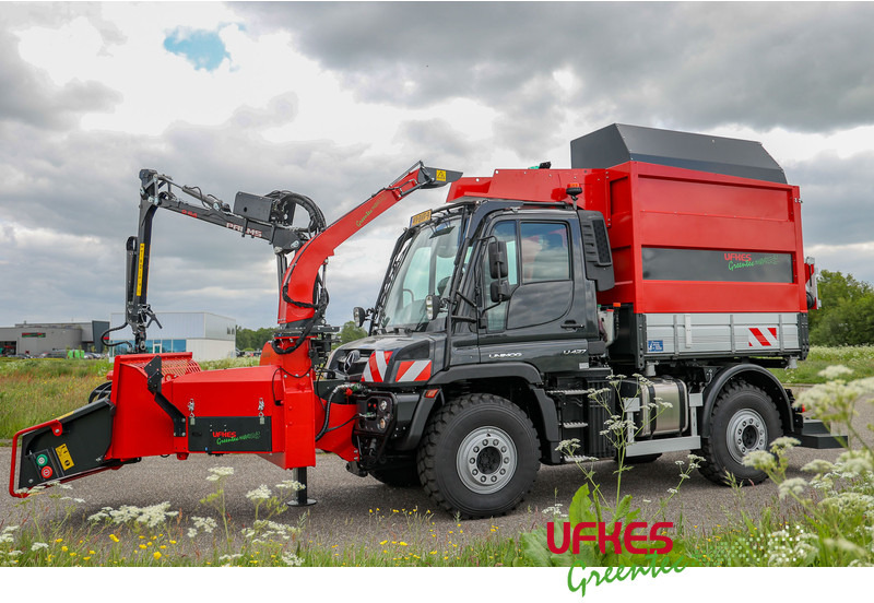 Mercedes-Benz Unimog U 427 Greentec woodchipper combi - Komercauto: foto 2 Mercedes-Benz Unimog U 427 Greentec woodchipper combi - Komercauto: foto 2