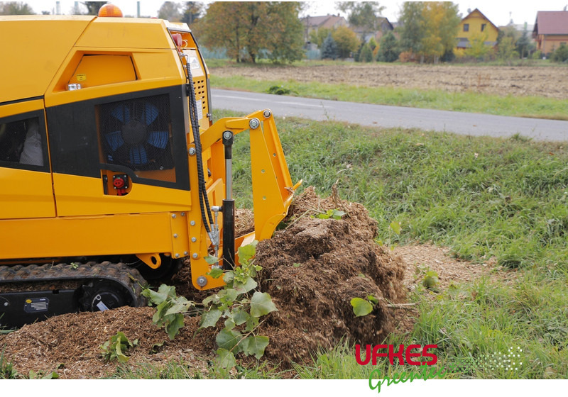 Predator 56 RX Stump grinder - Celmu smalcinātājs: foto 4 Predator 56 RX Stump grinder - Celmu smalcinātājs: foto 4