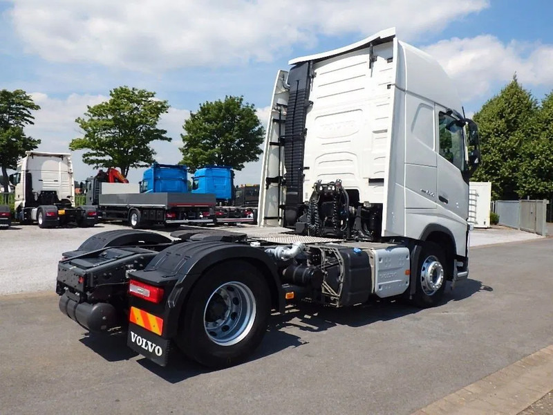 Volvo FH 500 Globetrotter XL | Leasing - Vilcējs: foto 3 Volvo FH 500 Globetrotter XL | Leasing - Vilcējs: foto 3