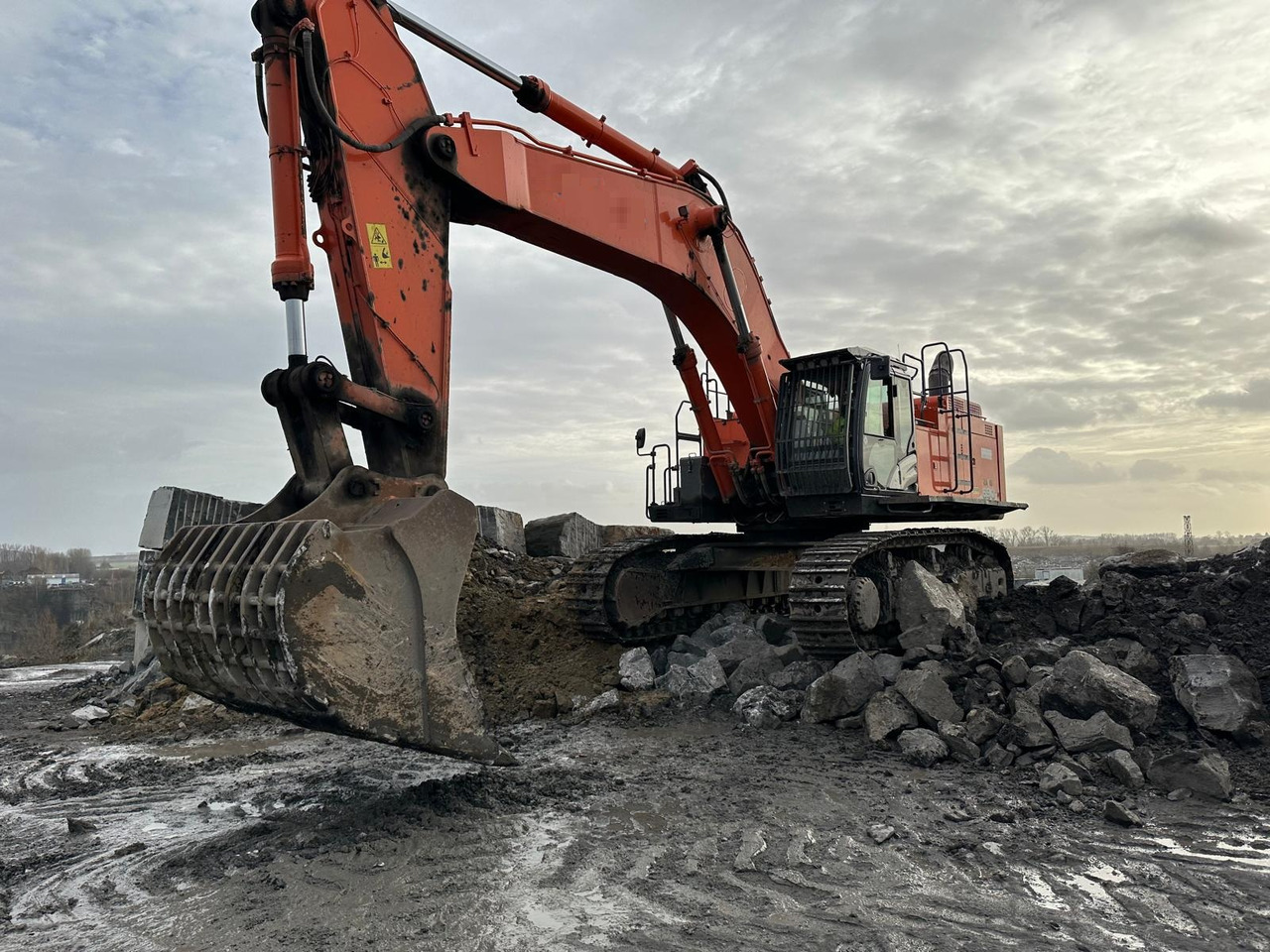 Hitachi ZX690 LCR - 6 - Kāpurķēžu ekskavators: foto 2 Hitachi ZX690 LCR - 6 - Kāpurķēžu ekskavators: foto 2