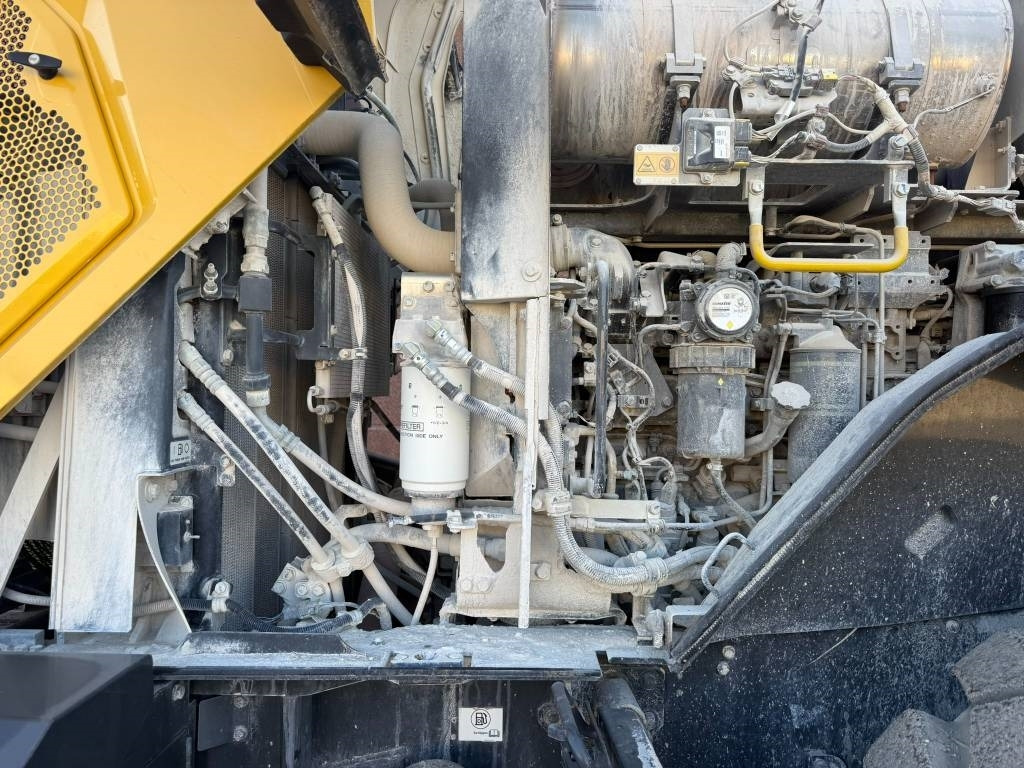 Riteņu iekrāvējs KOMATSU WA475-10EO: foto 18