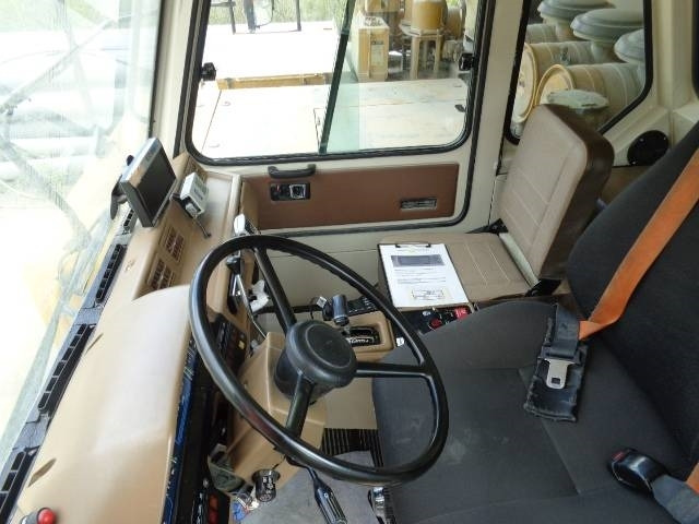 Karjeru pašizgāzējs Komatsu HD 785-3: foto 9