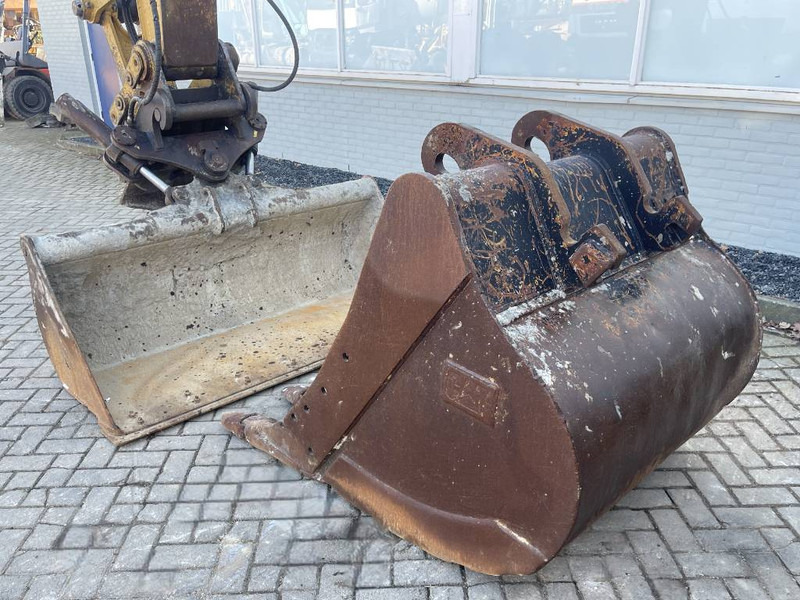 Kāpurķēžu ekskavators Cat 320EL 2012 CE: foto 20