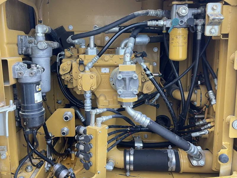 Kāpurķēžu ekskavators Cat 320EL 2012 CE: foto 13