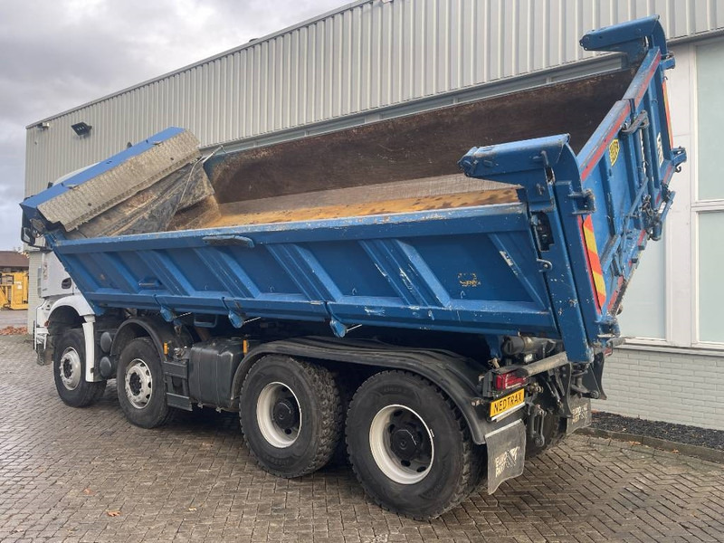 Mercedes-Benz Arocs 4145 8x4 2016 Euro 6 - Kravas automašīna pašizgāzējs: foto 4 Mercedes-Benz Arocs 4145 8x4 2016 Euro 6 - Kravas automašīna pašizgāzējs: foto 4