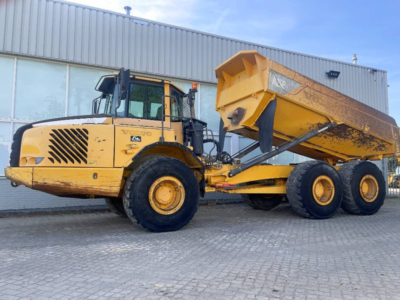 Volvo A25E - Artikulētias pašizgāzējs: foto 3 Volvo A25E - Artikulētias pašizgāzējs: foto 3