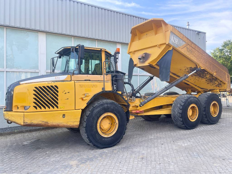 Volvo A25E - Artikulētias pašizgāzējs: foto 1 Volvo A25E - Artikulētias pašizgāzējs: foto 1