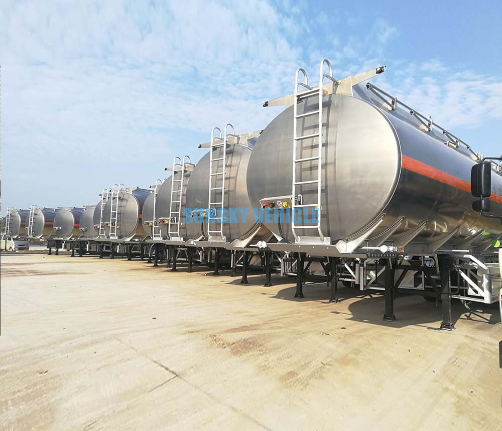 SUNSKY Fuel Tank Trailer - Puspiekabe cisterna: foto 4 SUNSKY Fuel Tank Trailer - Puspiekabe cisterna: foto 4