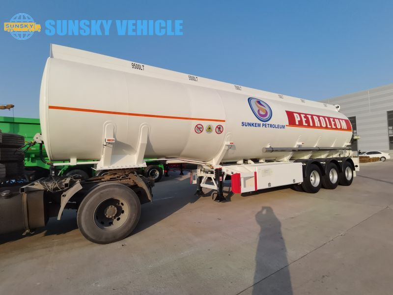 SUNSKY Fuel Tanker for sale - Puspiekabe cisterna: foto 1 SUNSKY Fuel Tanker for sale - Puspiekabe cisterna: foto 1