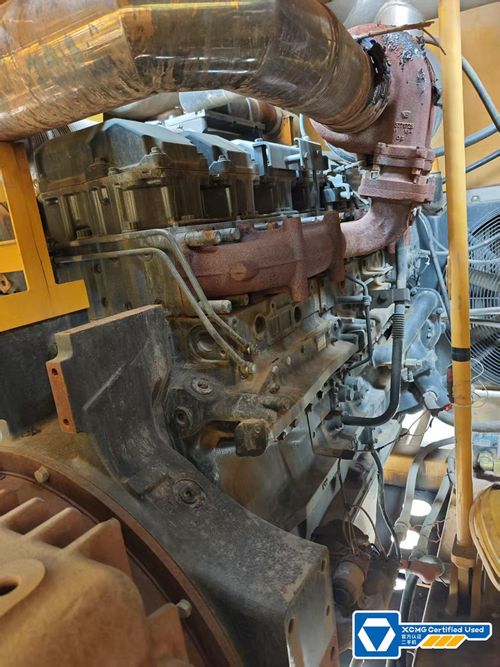 XCMG 2022 used XGC16000 1250ton large-tons crawler crane price - Kāpurķēžu celtnis: foto 4 XCMG 2022 used XGC16000 1250ton large-tons crawler crane price - Kāpurķēžu celtnis: foto 4