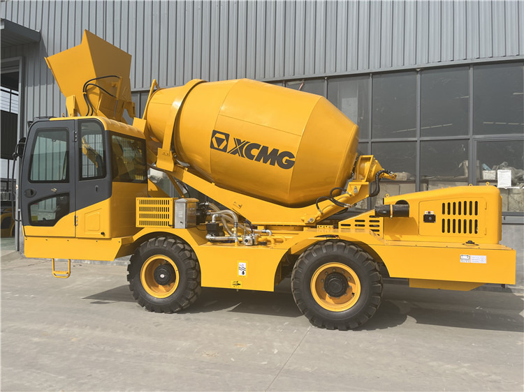 XCMG 4m3 Self-Loading Mobile Concrete Mixer Truck Automatic Concrete Mixer for Sale - Betona maisītājs: foto 2 XCMG 4m3 Self-Loading Mobile Concrete Mixer Truck Automatic Concrete Mixer for Sale - Betona maisītājs: foto 2
