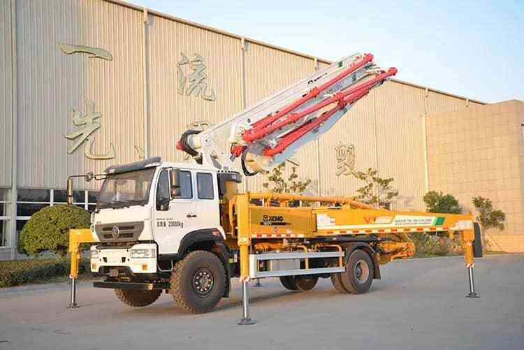 XCMG Factory HB37V Used 37m Concrete Pump Truck - Betona sūknis: foto 2 XCMG Factory HB37V Used 37m Concrete Pump Truck - Betona sūknis: foto 2