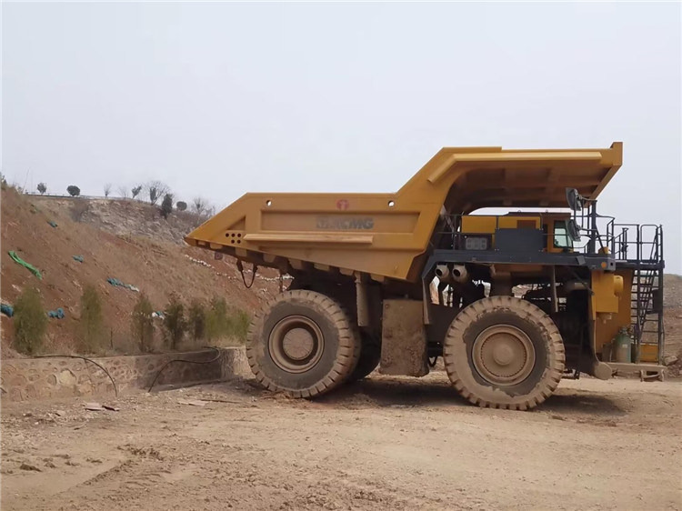 XCMG Factory Xde150 China 4X2 Used Mining Electric Dump Truck with Good Quality - Karjeru pašizgāzējs: foto 2 XCMG Factory Xde150 China 4X2 Used Mining Electric Dump Truck with Good Quality - Karjeru pašizgāzējs: foto 2