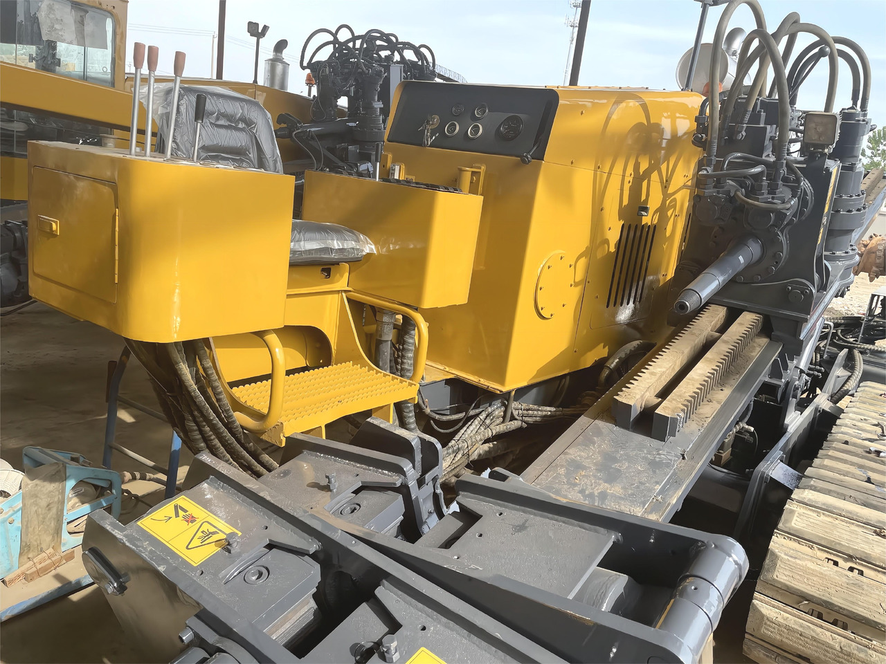 XCMG HDD 320KN Used Horizontal Directional Drilling Machine XZ320D for sale - Horizontālās urbšanas mašīna: foto 2 XCMG HDD 320KN Used Horizontal Directional Drilling Machine XZ320D for sale - Horizontālās urbšanas mašīna: foto 2