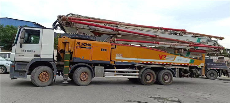 XCMG Hb62V Euro 5 2019 Year Second Hand Truck-Mounted Concrete Pump Truck - Betona sūknis: foto 4 XCMG Hb62V Euro 5 2019 Year Second Hand Truck-Mounted Concrete Pump Truck - Betona sūknis: foto 4