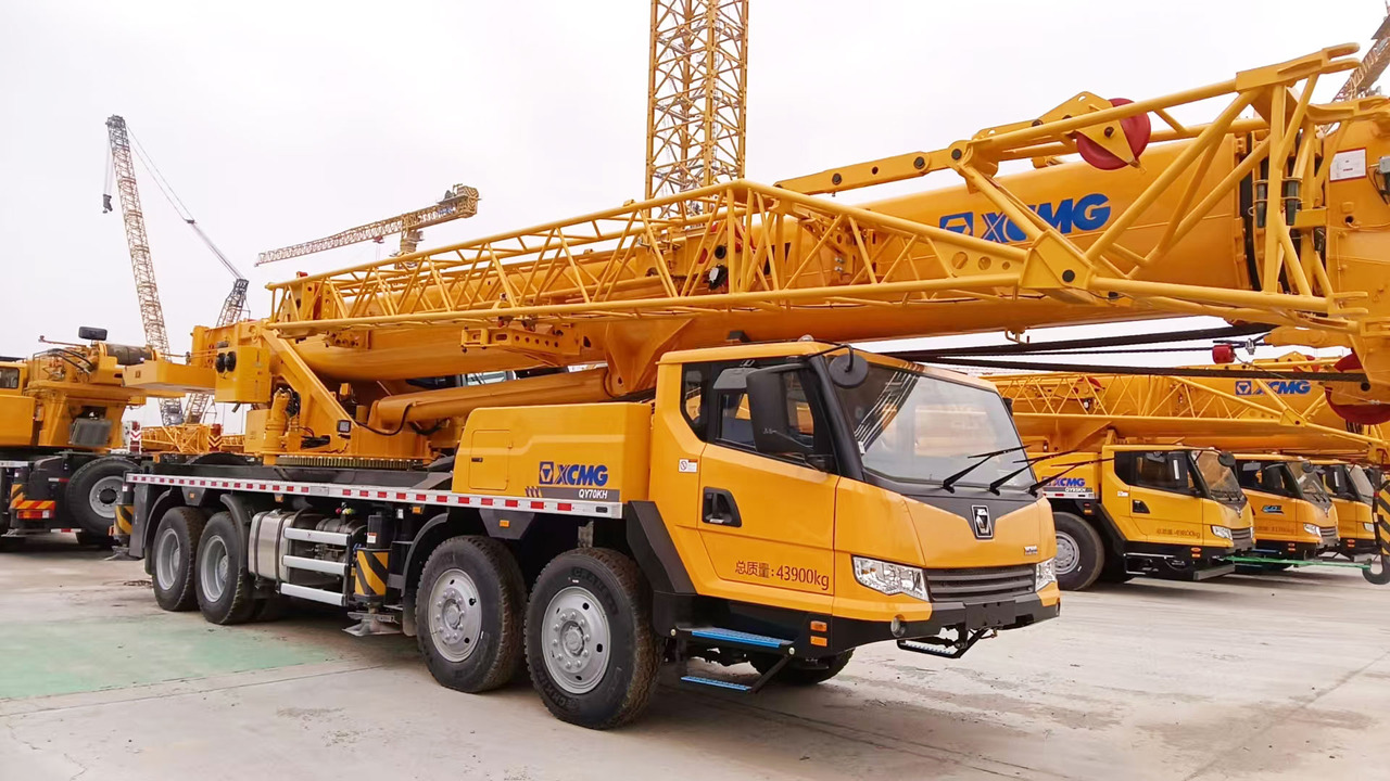 XCMG Manufacturer Second Hand Lorry Truck Crane QY55K5C_2 55 Ton Mobile Hydraulic Crane For Sale - Autoceltnis: foto 3 XCMG Manufacturer Second Hand Lorry Truck Crane QY55K5C_2 55 Ton Mobile Hydraulic Crane For Sale - Autoceltnis: foto 3