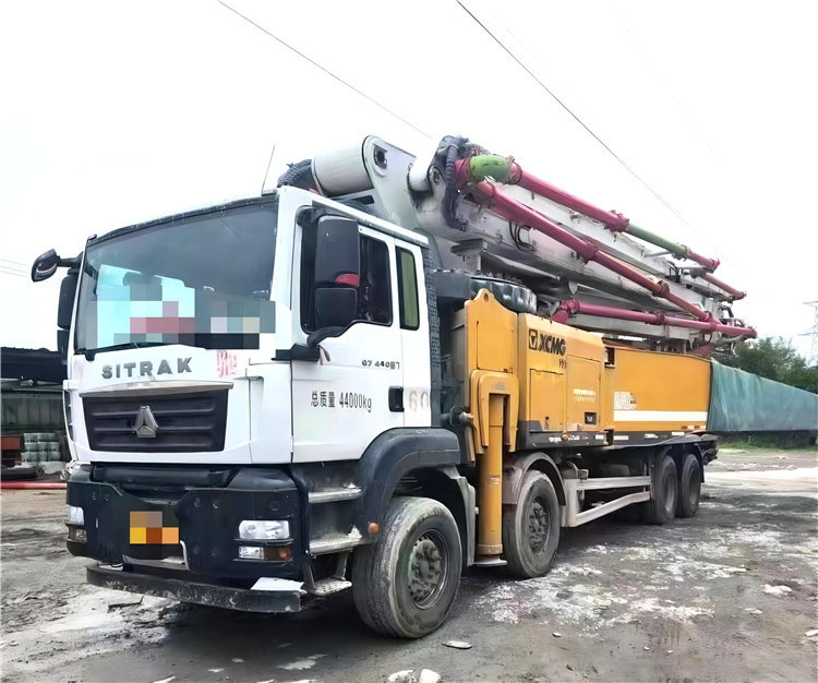 XCMG Official 2021 Year Hb62V Construction Machinery 62m Used Concrete Pump Truck for Sale - Betona sūknis: foto 3 XCMG Official 2021 Year Hb62V Construction Machinery 62m Used Concrete Pump Truck for Sale - Betona sūknis: foto 3