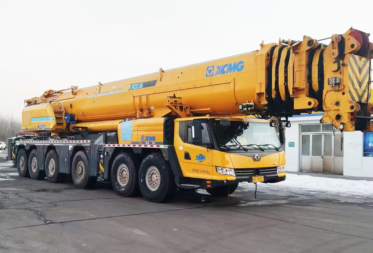 XCMG Official 460t Second Hand Mobile Engine Crane XCA460 Hydraulic All Terrain Cranes Price For Sale - Autoceltnis: foto 2 XCMG Official 460t Second Hand Mobile Engine Crane XCA460 Hydraulic All Terrain Cranes Price For Sale - Autoceltnis: foto 2