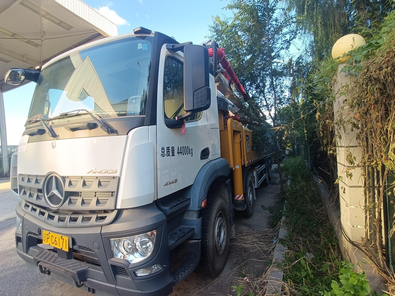 XCMG Official 58m HB58V Used Concrete Pumps Diesel Truck-mounted Concrete Pump Price - Betona sūknis: foto 3 XCMG Official 58m HB58V Used Concrete Pumps Diesel Truck-mounted Concrete Pump Price - Betona sūknis: foto 3